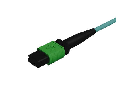 MPO vinklet fysisk kontaktstik på OM4 multimode
